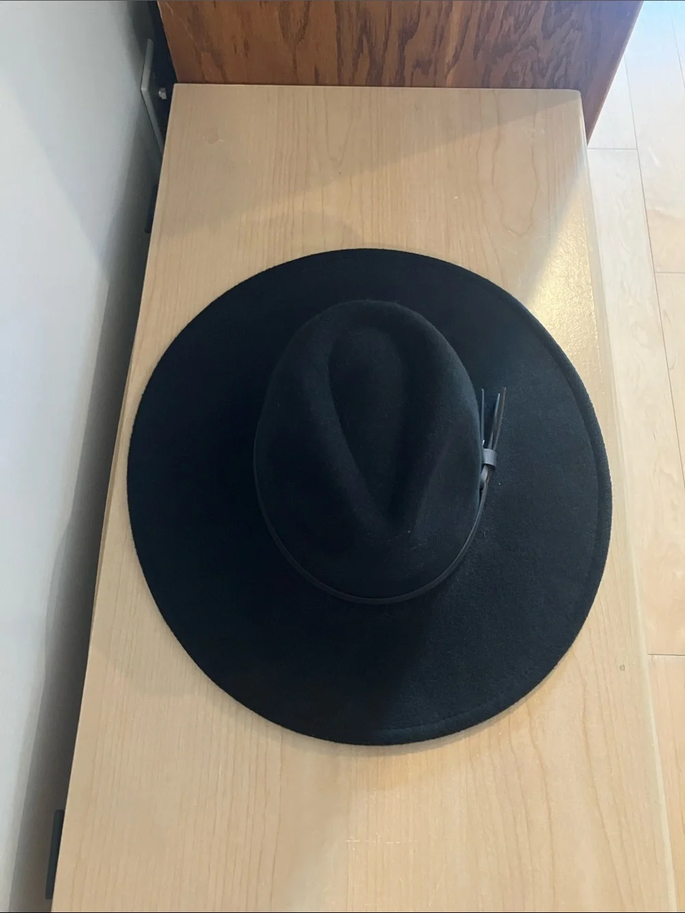 Classic Wide-Brim Felt Fedora Hat - Black